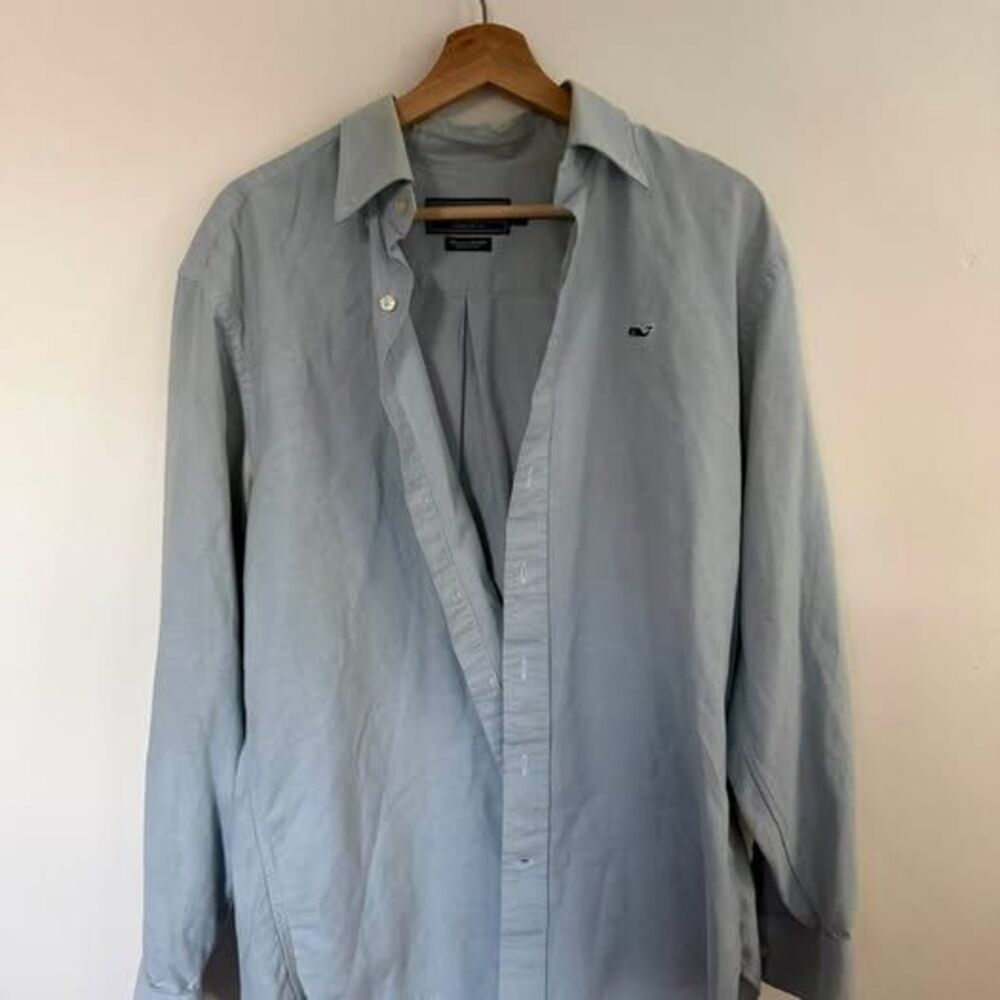 Vineyard Vines Whale Shirt - Medium